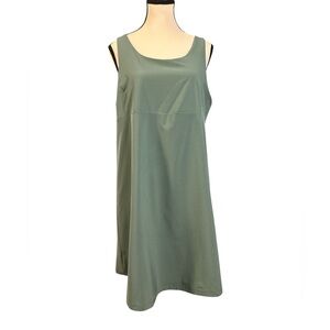TRAJ3CTORY Green Athletic Mini Dress